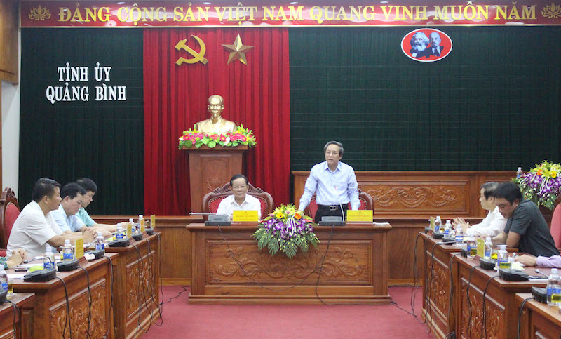Đồng chí Bí thư Tỉnh uỷ Hoàng Đăng Quang phát biểu tại buổi làm việc