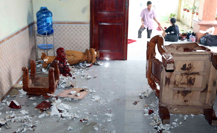 Nhiều tài sản trong nhà đã bị đối tượng Nguyễn Văn Quân đập phá hư hỏng.