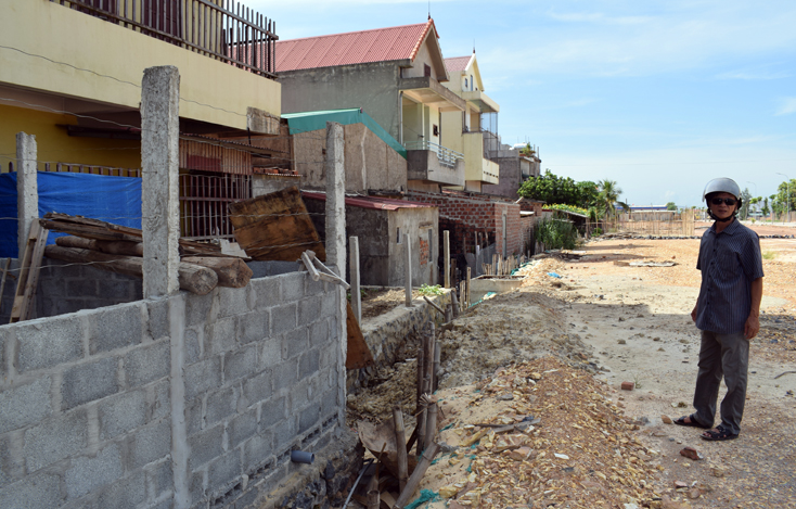 Dự án Khu đô thị mới Phú Hải Riverside đã san lấp mương thoát nước gây ngập úng tại tổ dân phố Phú Thượng.