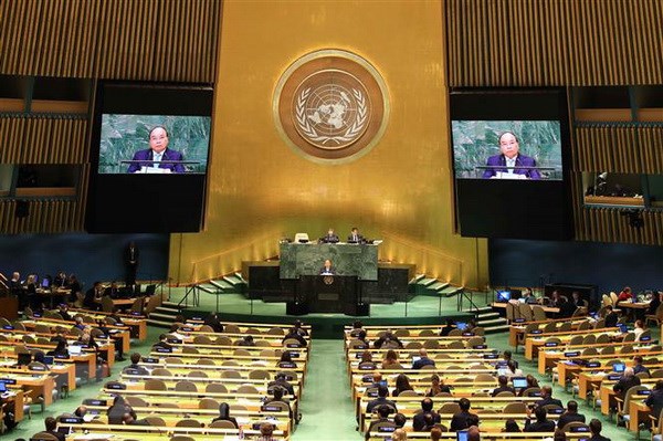 Thủ tướng Nguyễn Xuân Phúc phát biểu tại Phiên thảo luận Đại hội đồng Liên hợp quốc lần thứ 73. (Ảnh: Thống Nhất/TTXVN)