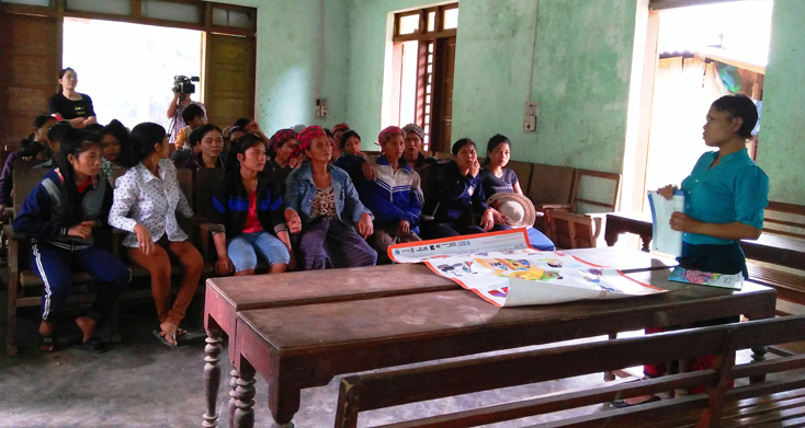 Hội viên phụ nữ huyện Minh Hoá tích cực giúp nhau phát triển kinh tế gia đình