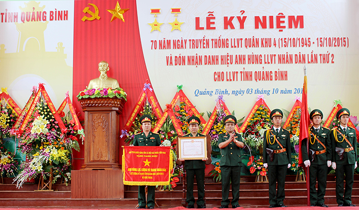 LLVT Quảng Bình đón nhận danh hiệu Anh hùng LLVT nhân dân lần thứ 2.