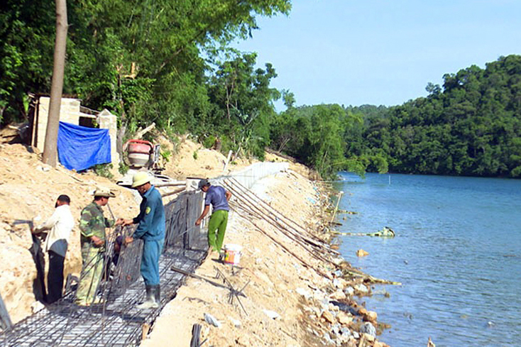 Các công trình phòng chống thiên tai được TX.Ba Đồn quan tâm xây dựng, tu bổ.