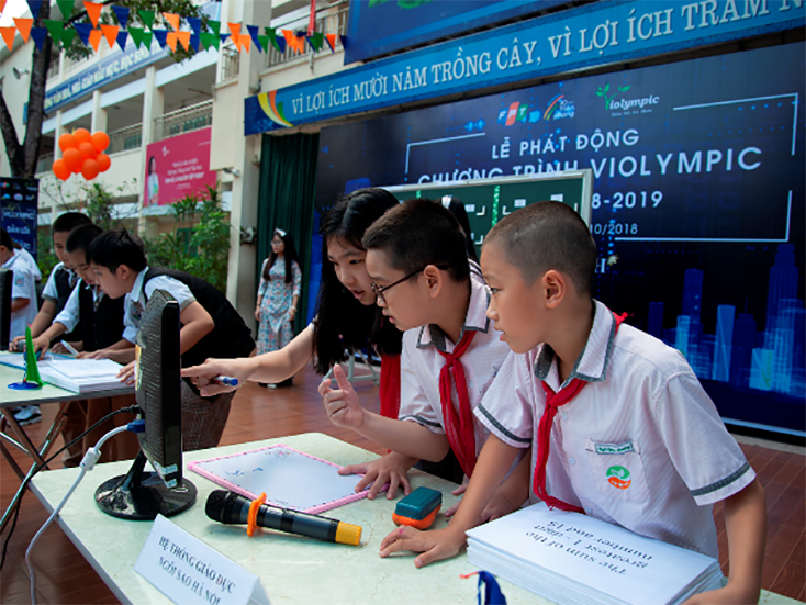 Các học sinh dự thi Violympic. (Ảnh: Nguyễn Thắng)