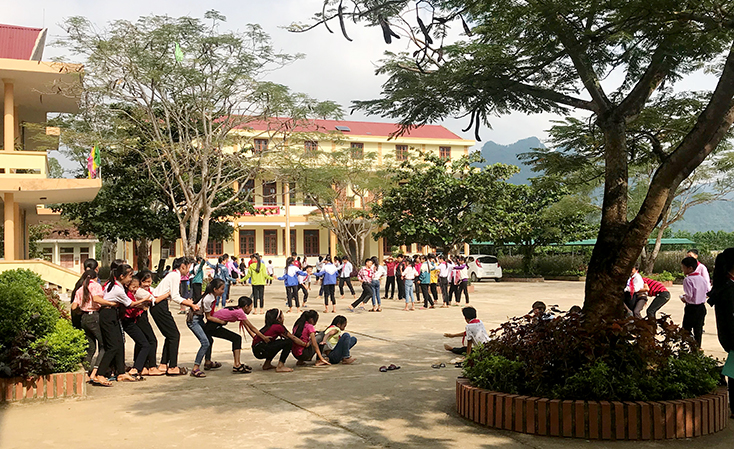 Giờ sinh hoạt tập thể của học sinh Trường THCS Tân Hoá.