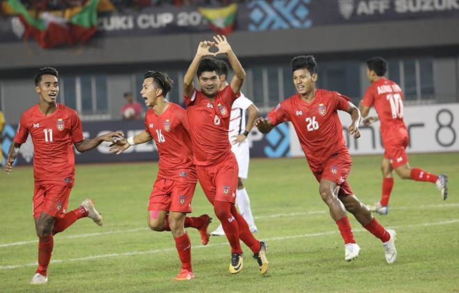 Malaysia và Myanmar cùng thắng, đẩy Việt Nam xuống vị trí thứ 3