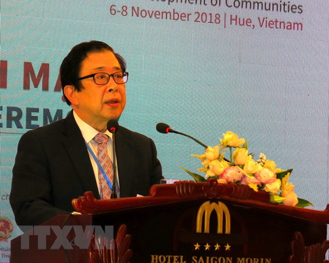 Ông Kwon Huh, Tổng giám đốc Trung tâm Thông tin và Mạng lưới quốc tế về di sản văn hóa phi vật thể khu vực châu Á- Thái Bình Dương phát biểu tại hội nghị. (Ảnh: Tường Vi/TTXVN)