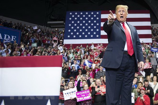 Tổng thống Mỹ Donald Trump trong cuộc vận động bầu cử Quốc hội giữa nhiệm kỳ tại Fort Wayne, Indiana ngày 5-11-2018. (Ảnh: AFP/TTXVN)