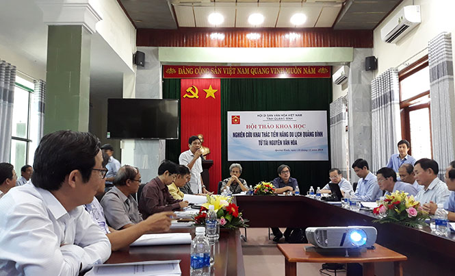 Đồng chí Nguyễn Công Huấn phát biểu tại hội thảo
