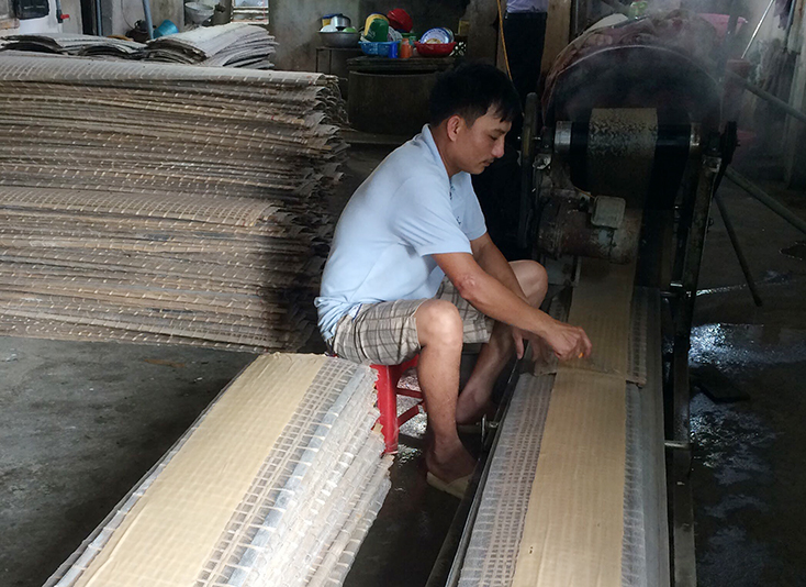 Bánh tráng Quảng Hoà là một trong những sản phẩm thế mạnh cần phát triển ở thị xã Ba Đồn.