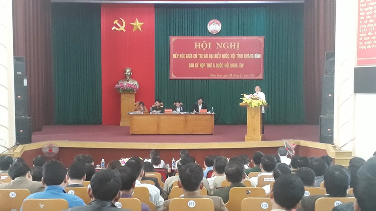 Đoàn đại biểu Quốc hội tỉnh tiếp xúc cử tri huyện Minh Hóa.