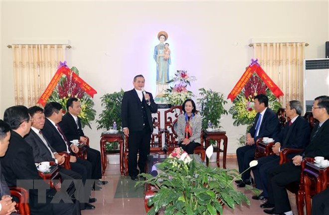 Trưởng ban Dân vận Trung ương chúc mừng Giáng sinh Giáo phận Bùi Chu
