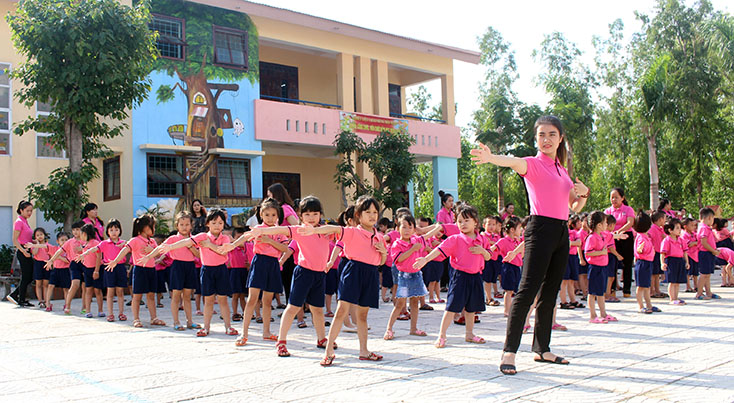 Trường mầm non Bắc Lý: Xây dựng mô hình trường điểm lấy trẻ làm trung tâm -  Báo Quảng Bình điện tử