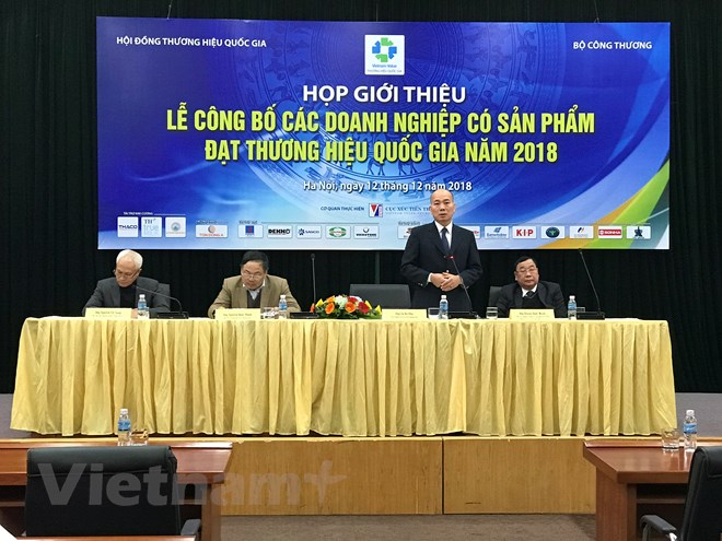ÔNg Vũ Bá Phú, Cục trưởng Cục Xúc tiến thương mại đang phát biểu ý kiến. (Ảnh: Đức Duy/Vietnam+)