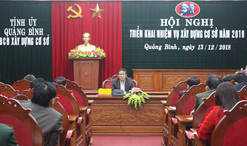Đồng chí Trưởng Ban Chỉ đạo xây dựng cơ sở tỉnh Trần Công Thuật điều hành hội nghị