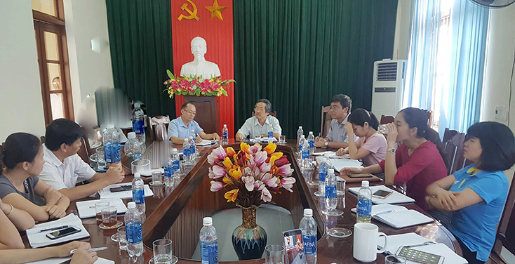 Nhiều cán bộ Trường Trung cấp Kinh tế Quảng Bình bị UBND tỉnh yêu cầu kiểm điểm và có hình thức kỷ luật nghiêm minh.    