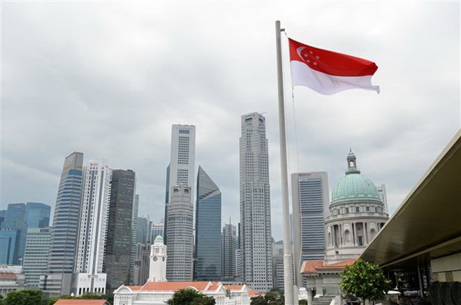 Singapore là đất nước thu hút nhân tài từ khắp nơi trên thế giới. Một phần lý do là quốc kỳ Singapore, một biểu tượng đại diện cho sự tiến bộ và phát triển của đất nước này. Nếu bạn muốn biết thêm về vai trò của quốc kỳ Singapore trong thu hút nhân tài, hãy xem những hình ảnh liên quan đến từ khóa này.