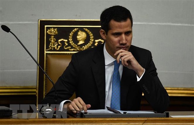 Chủ tịch Quốc hội Juan Guaido tự phong là Tổng thống lâm thời của Venezuela. (Ảnh: AFP/TTXVN)