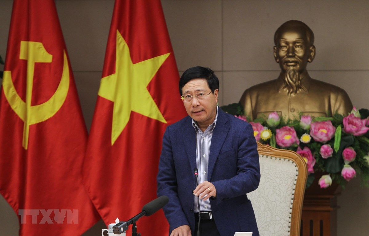 Phó Thủ tướng, Bộ trưởng Bộ Ngoại giao Phạm Bình Minh phát biểu chỉ đạo các đơn vị phối hợp chuẩn bị tổ chức Hội nghị Thượng đỉnh Mỹ-Triều Tiên lần 2. (Ảnh: Lâm Khánh/TTXVN)