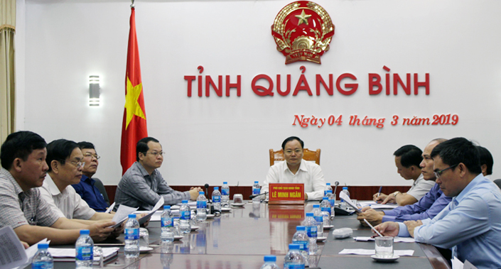 Đồng chí Lê Minh Ngân, Tỉnh ủy viên, Phó Chủ tịch UBND tỉnh chủ trì tại điểm cầu tỉnh Quảng Bình.