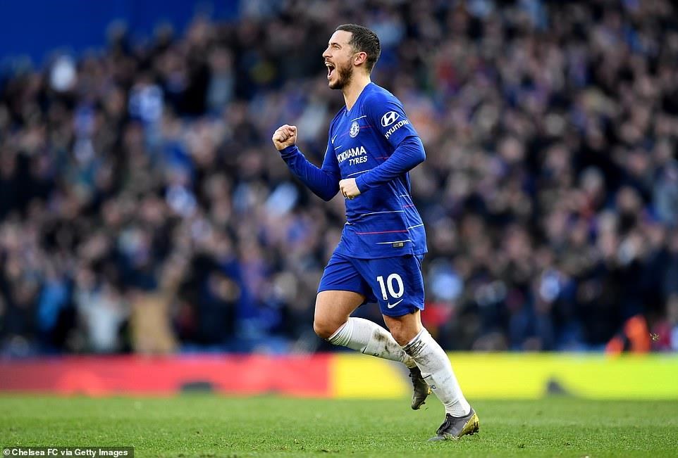 Hazard giúp Chelsea giữ 1 điểm ở lại Stamford Bridge.