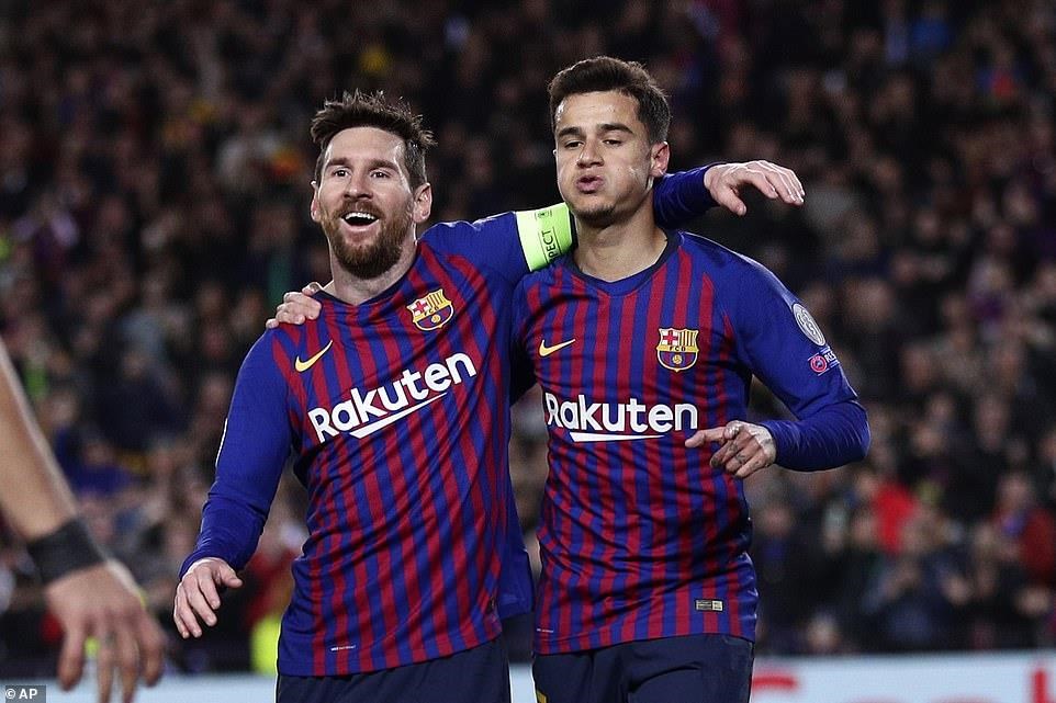  Messi và Coutinho cùng lập công cho Barcelona.