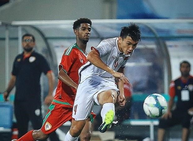 Đoàn Văn Hậu trong trận đấu giao hữu với U23 Oman. (Ảnh: Trọng Đạt/TTXVN)