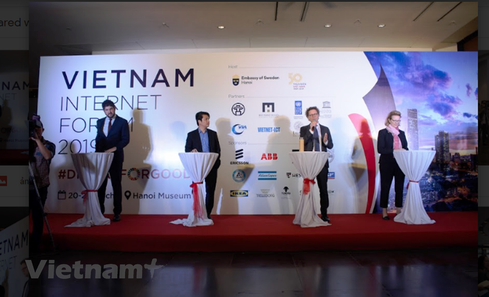   Diễn đàn Internet Việt Nam 2019 (VIF 19) nhằm thảo luận cách thức công nghệ số có thể giúp xây dựng một xã hội sáng tạo, cởi mở và bền vững. (Ảnh: P.V/Vietnam+)