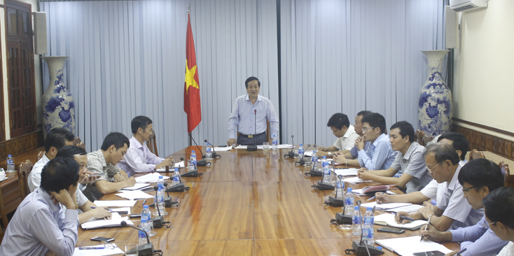 Đồng chí Nguyễn Xuân Quang, Phó Chủ tịch Thường trực UBND tỉnh kết luận cuộc họp.