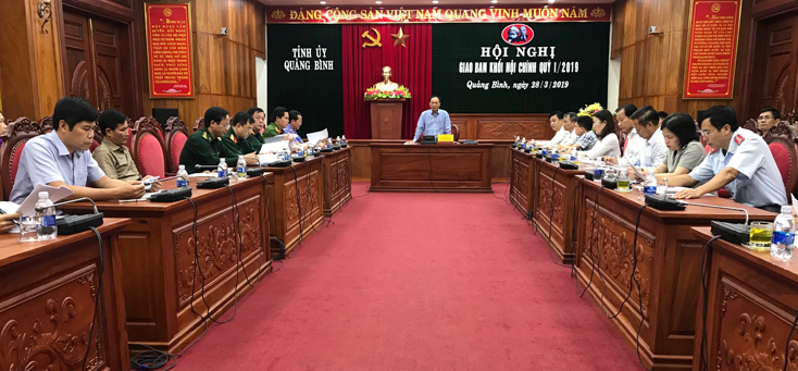 Đồng chí Trưởng ban Nội chính Tỉnh ủy Trần Hải Châu phát biểu kết luận  hội nghị