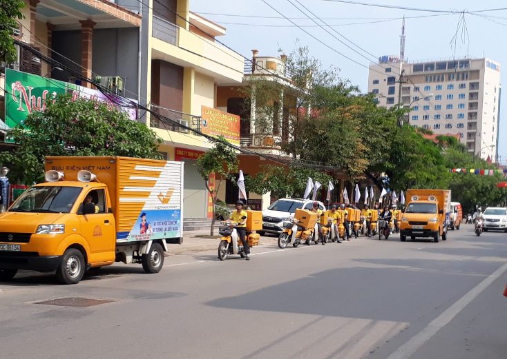 Lễ ra quân tại Hà Tĩnh thu hút đông đảo ĐVTN Bưu điện Quảng Bình