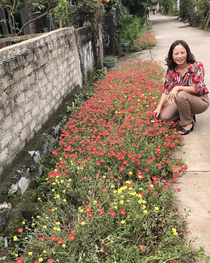 Mô hình “Tuyến đường hoa” của Hội Phụ nữ xã Quảng Tân, thị xã Ba Đồn