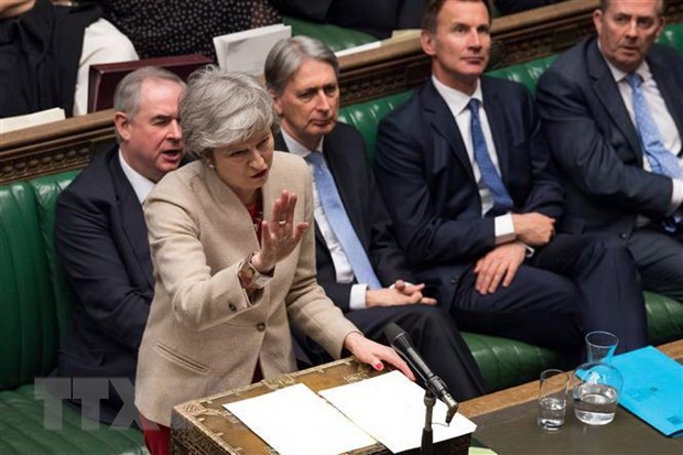 Thủ tướng Anh Theresa May (trái, phía trước) phát biểu tại phiên họp của Hạ viện về thỏa thuận Brexit tại London, ngày 29-3-2019. (Ảnh: AFP/TTXVN)