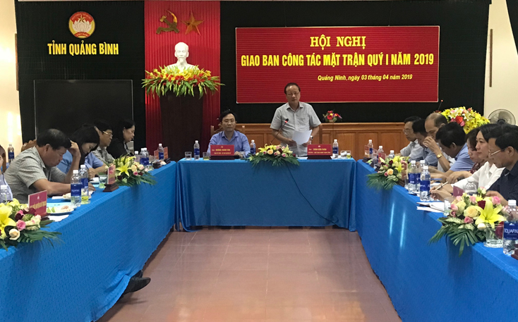 Đồng chí Chủ tịch Uỷ ban MTTQVN tỉnh Trần Văn Tuân Phát biểu kết luận hội nghị