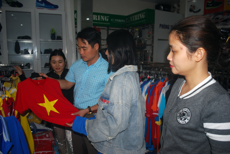 Các trang phục thể thao của Công ty TNHHTM-XD Tấn Phát Sport được nhiều khách hàng ưa chuộng.