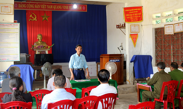Người dân thôn Đồng Lâm cùng nâng cao tinh thần trách nhiệm, tự giác tham gia vào phong trào giữ gìn ANTT tại địa phương.