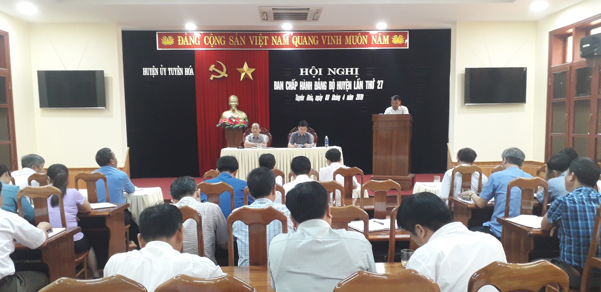 Hội nghị BCH Đảng bộ huyện Tuyên Hóa lần thứ 27
