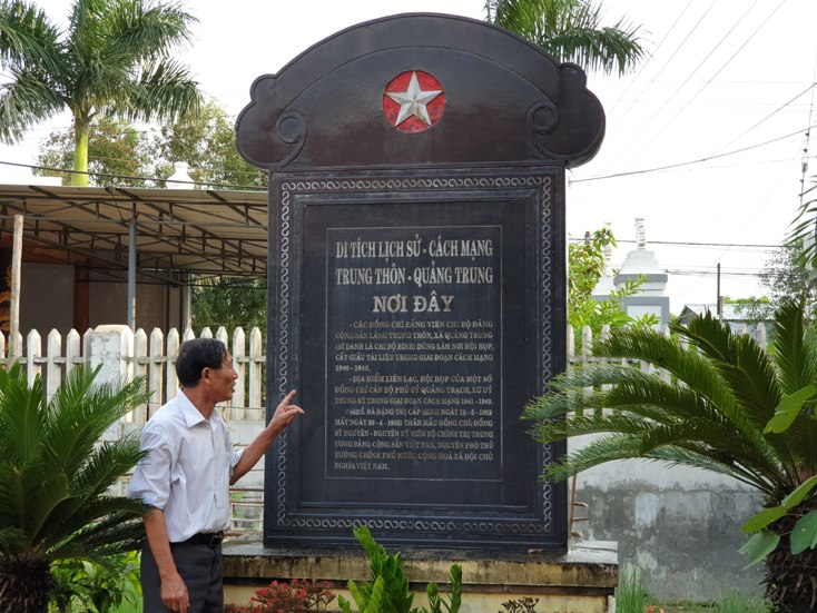 Di tích lịch sử cách mạng tại nhà từ đường của gia đình Trung tướng Đồng Sỹ Nguyên bên bờ sông Gianh.