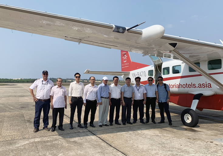 Đoàn công tác tỉnh Quảng Bình do đồng chí Trần Tiến Dũng, Phó Chủ tịch UBND tỉnh làm trưởng đoàn thực hiện thành công chuyến bay thử nghiệm Đồng Hới-Đà Nẵng.