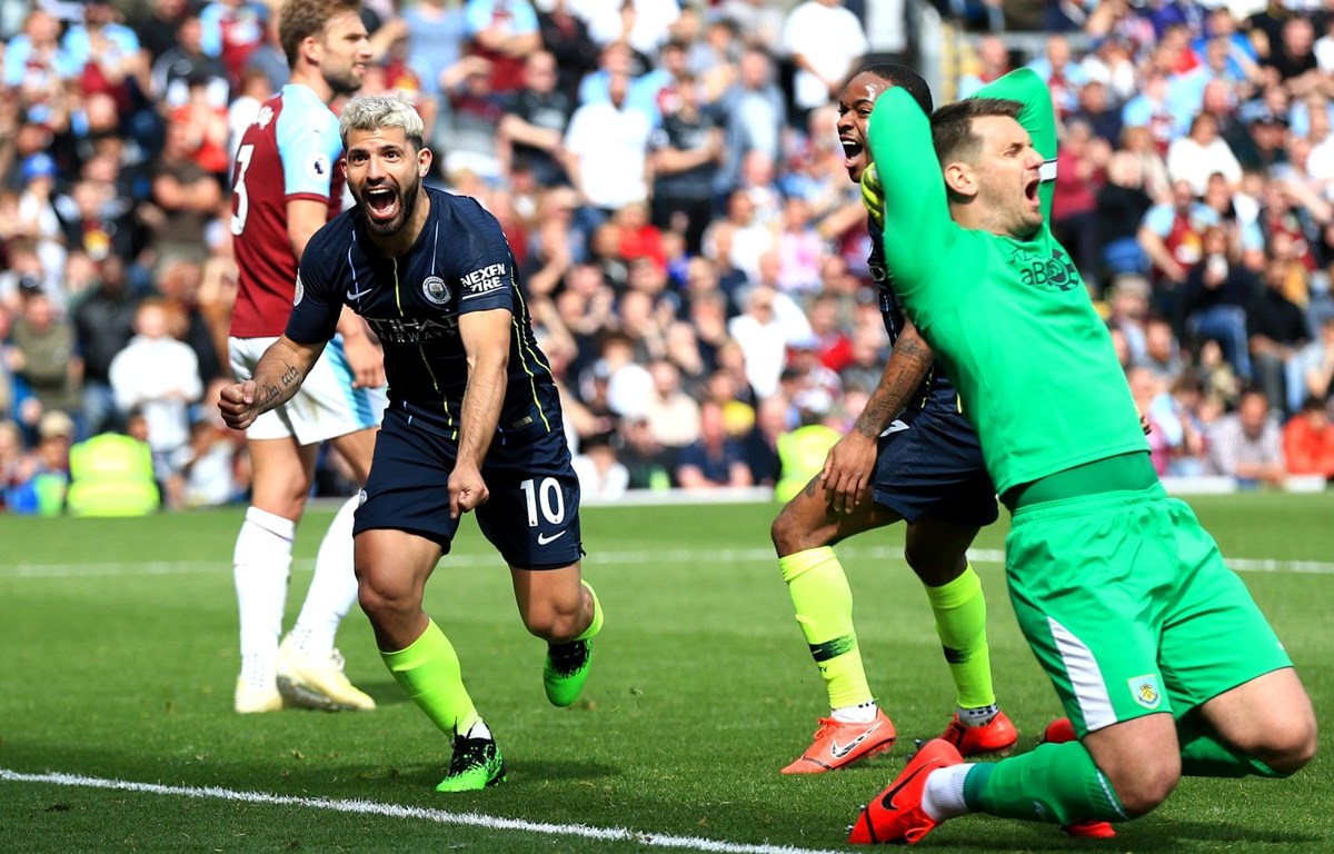   Aguero (số 10) đưa Man City trở lại ngôi đầu. (Nguồn: Getty Images)