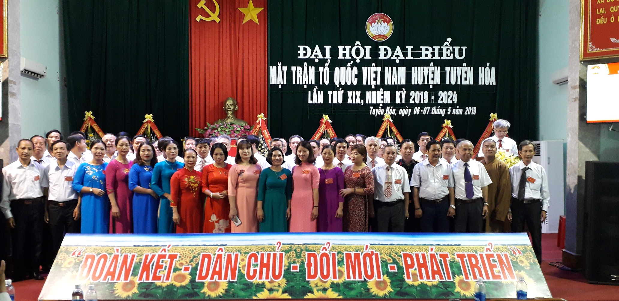 Ủy ban MTTQVN huyện Tuyên Hóa nhiệm kỳ 2014 – 2019 ra mắt Đại hội