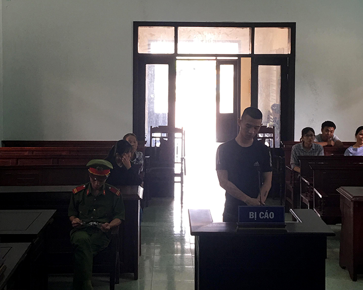 Phiên tòa xét xử Nguyễn Văn Nam về tội  