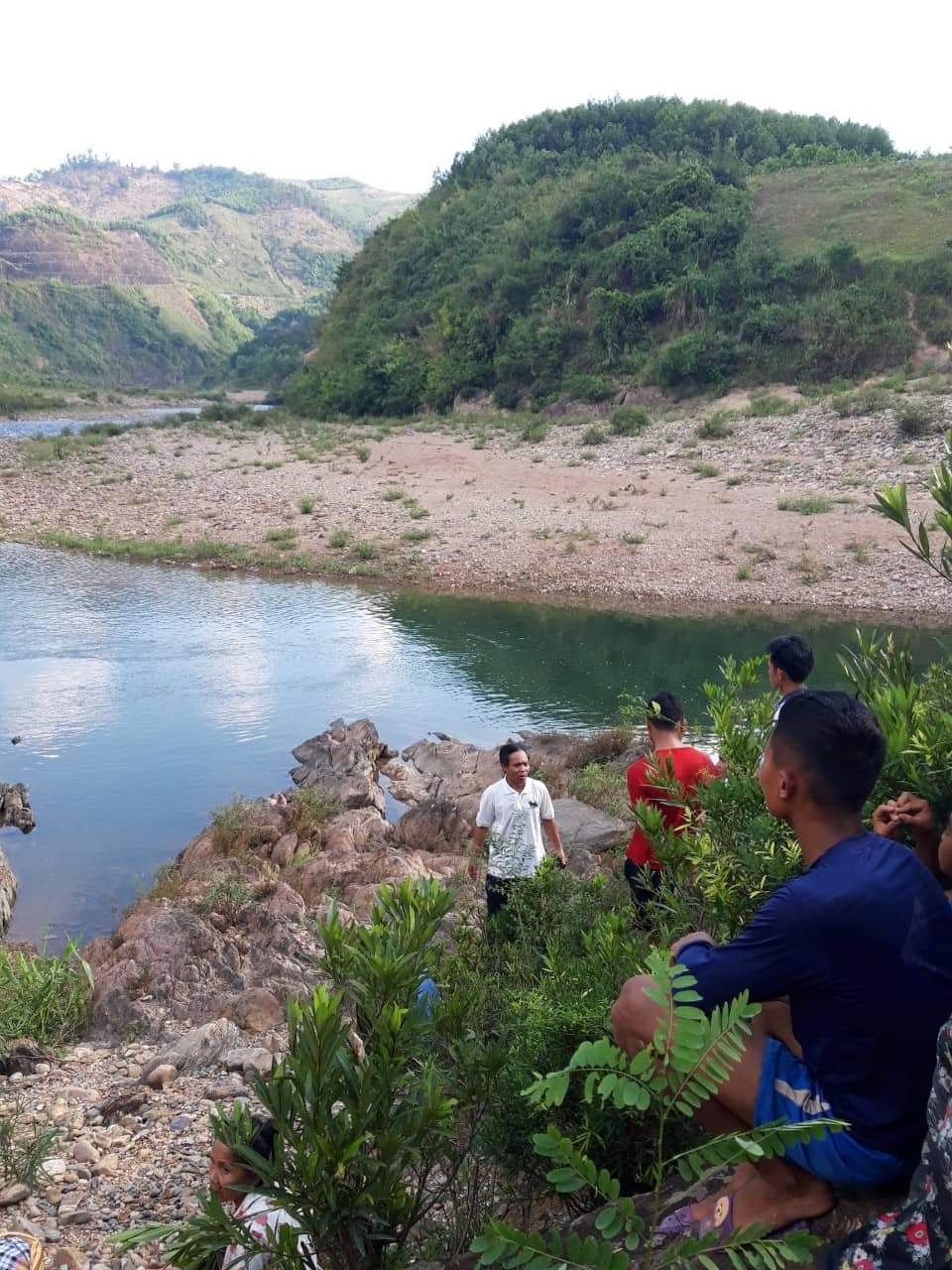 : Khúc sông Gianh qua xã Trọng Hóa, nơi xảy ra vụ đuối nước thương tâm.