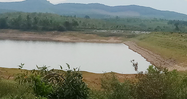 Nhiều hồ chứa nước ở Quảng Trạch đạt mực rất thấp.