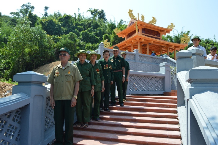 Những cựu TNXP C758 trong ngày khánh thành Khu di tích lịch sử Khe Thui.