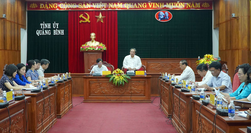Đồng chí Bí thư Tỉnh ủy Hoàng Đăng Quang phát biểu tại buổi làm việc