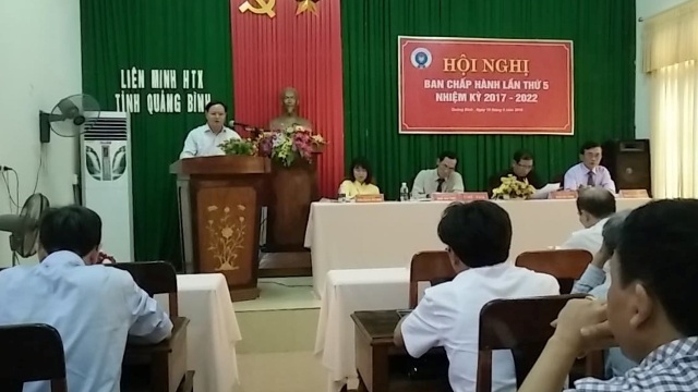 Đồng chí Lê Minh Ngân chỉ đạo cuộc họp sơ kết 6 tháng hoạt động của LM HTX tỉnh