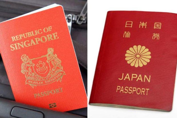 Hộ chiếu Singapore và Nhật Bản. (Nguồn: straitstimes.com)