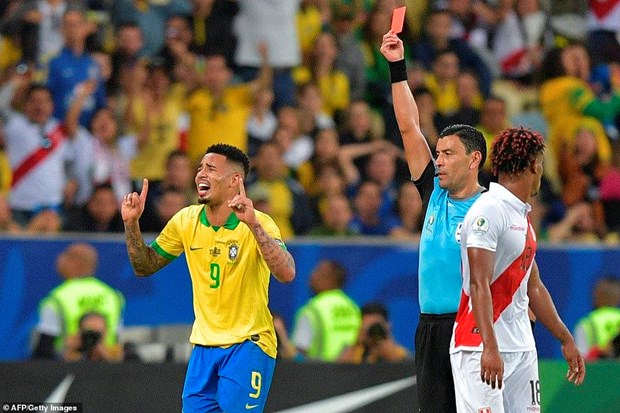 Danh bai Peru, Brazil lan thu 9 dang quang Copa America hinh anh 1Jesus là cầu thủ nổi bật nhất ở trận chung kết.