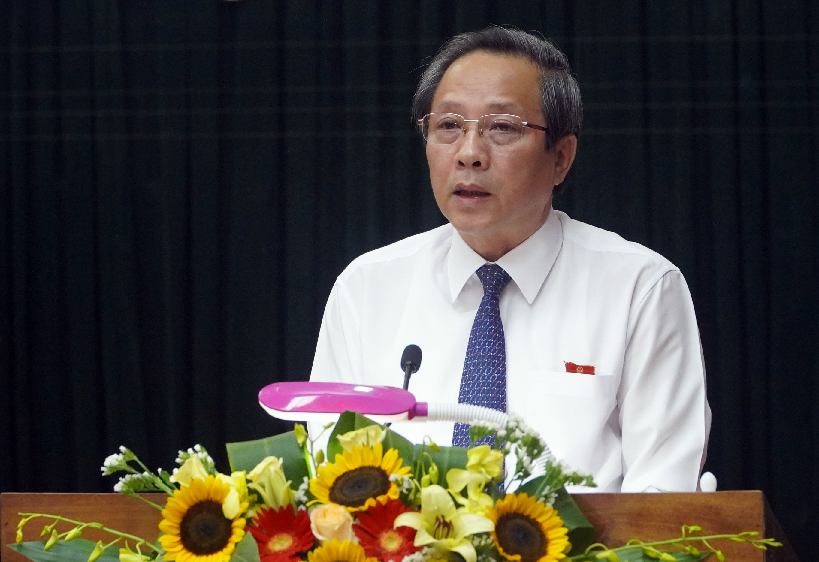 Đồng chí Bí thư Tỉnh uỷ, Chủ tịch HĐND tỉnh Hoàng Đăng Quang phát biểu khai mạc kỳ họp